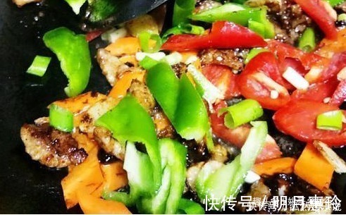 一道真正的下饭菜,色香味俱全,5分钟就上桌,我家每周都要做