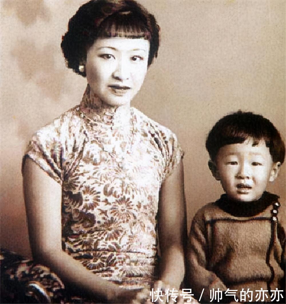 溥仪三妹妹韫颖摆摊卖古董,马未都拿出一上等官窑,她连看都不看