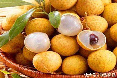 食物|女性爱美,常吃4种食物,可祛皱嫩肤,延缓衰老,呵护“子宫”