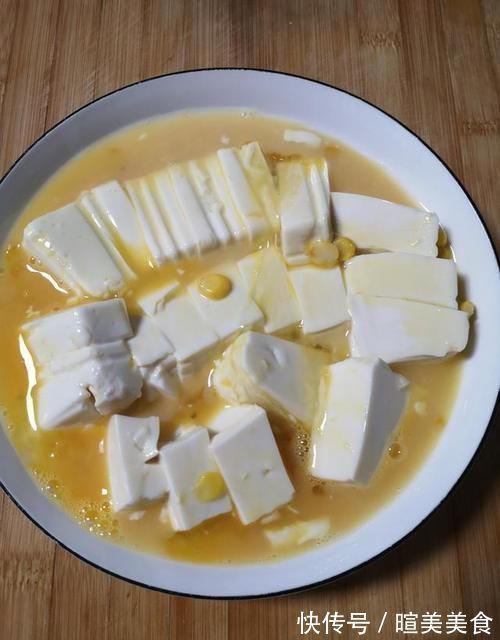 心灵鸡汤|早餐要快捷又要营养丰富:内酯豆腐蒸鸡蛋这样做,十分钟搞定