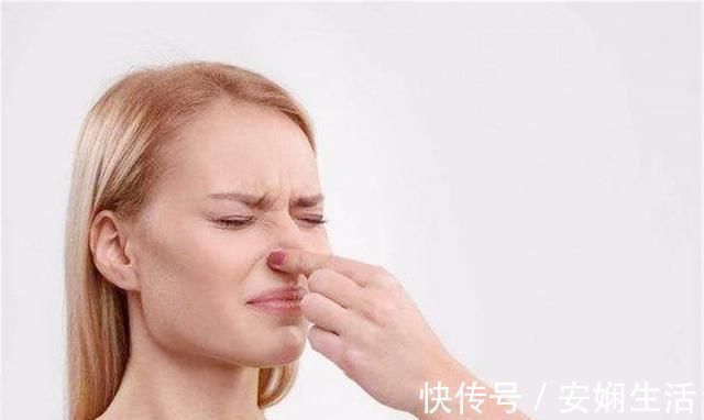 头垢|宝宝身上有异味?可能是疾病发出的“信号”,日常护理要注意