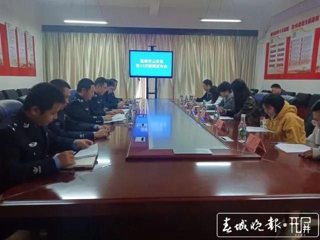 命案积案|因5岁娃娃扔了个土块,昆明男子一把斧头要了3人命…