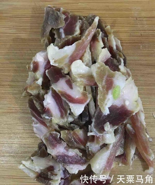咸猪头|这种食物是“催老剂”，医生很少让家属吃，在家需要少吃