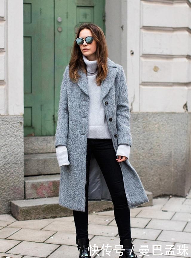女人|50+的女人冬天怎么穿才时尚?大衣+高领衫,谁见都夸洋气