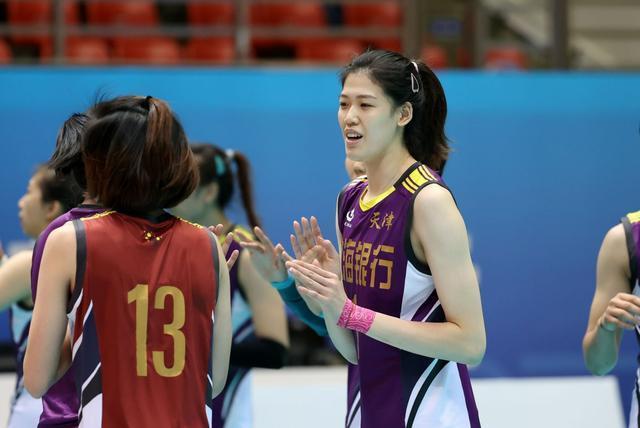 中国女排国家队|轰31分打出超巨表现！李盈莹上演1拖5，女排后朱婷时代王牌出炉