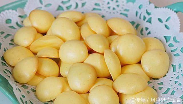 鸡蛋别再炒着吃了,学会新吃法,做成小零食,香甜酥脆,家人爱吃