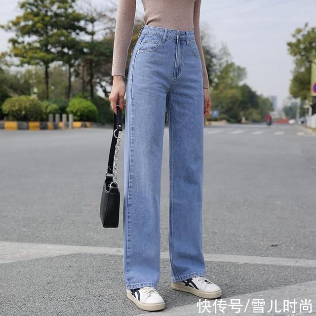 上衣 时尚女生短款上衣搭配时髦百搭的牛仔裤休闲更有女人味