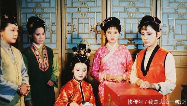 宝钗终于嫁给了宝玉,王夫人却后悔莫及,开始想念黛玉