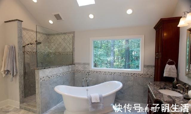 卫生间|卫生间万万不要装淋浴房了?聪明人早就这样做了,后悔我家装错了