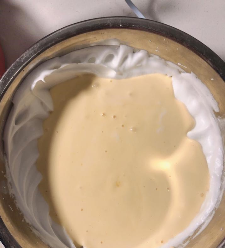 弹性十足的戚风蛋糕，烘焙入门单品，好吃又好做