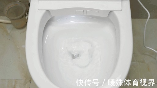 出水口|便宜马桶和贵马桶有什么区别?买马桶的老板:价格越高,差别越小