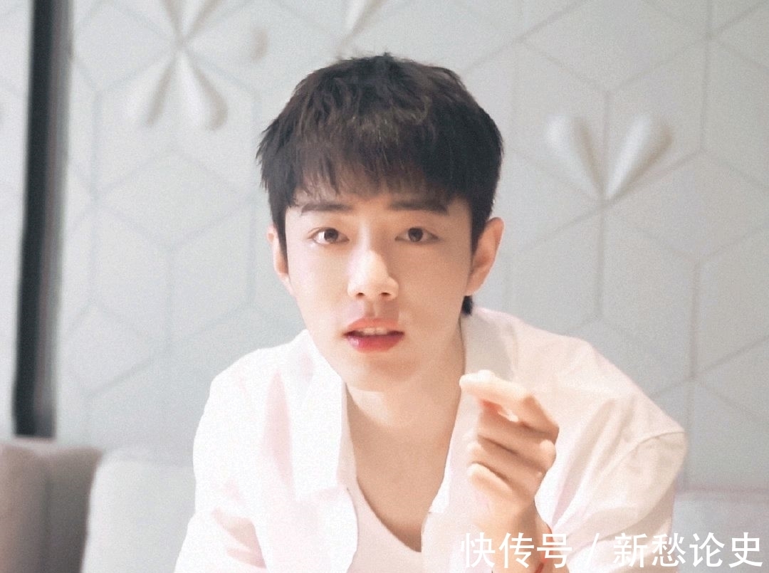 成都文旅|肖战成都美食篇,锅盔出圈成热门,白衣造型“逆生长”