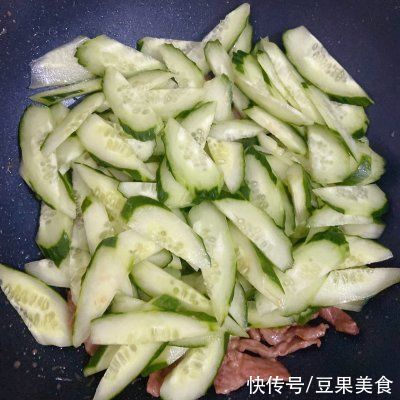水淀粉|#少盐饮食 轻松生活#青瓜炒肉