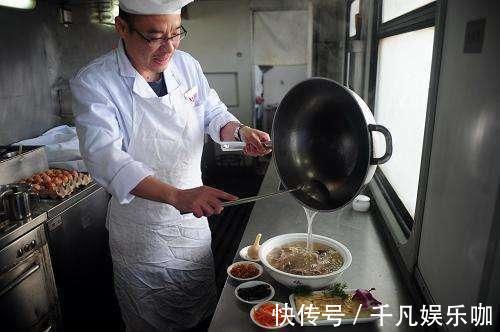 危险|家里做饭的人要注意:经常用2种油炒菜,增加癌症的发生危险