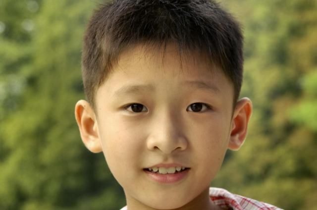 家娃|这3种孩子,小时候看着很机灵,长大后却是最没出息的,看你家娃有没