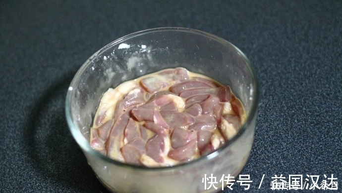 快手菜|五分钟做一道快手菜，男人拿它当下酒菜，女人和孩子拿它当下饭菜