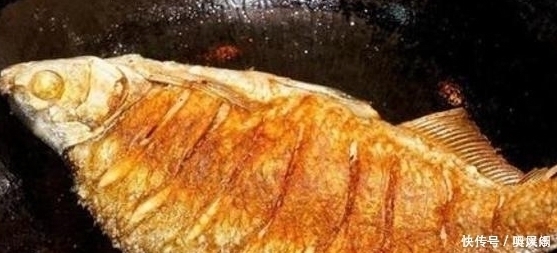 炖鱼时，万万不可放“它”，不然腥味锁在鱼里，鱼汤不鲜，口感差