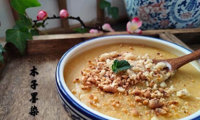 早餐吃它不用早起，这种粗粮面炒一炒存起来，每天冲1碗，香又暖