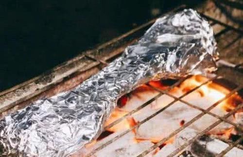 击败小龙虾,赶走羊肉串,曾无人品尝的它,现今成烧烤摊“霸主”