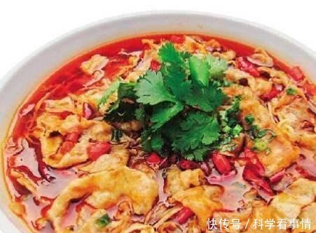 浙江唯一“吃辣”城市,被称为辣的巅峰,街头小吃让你辣到流泪