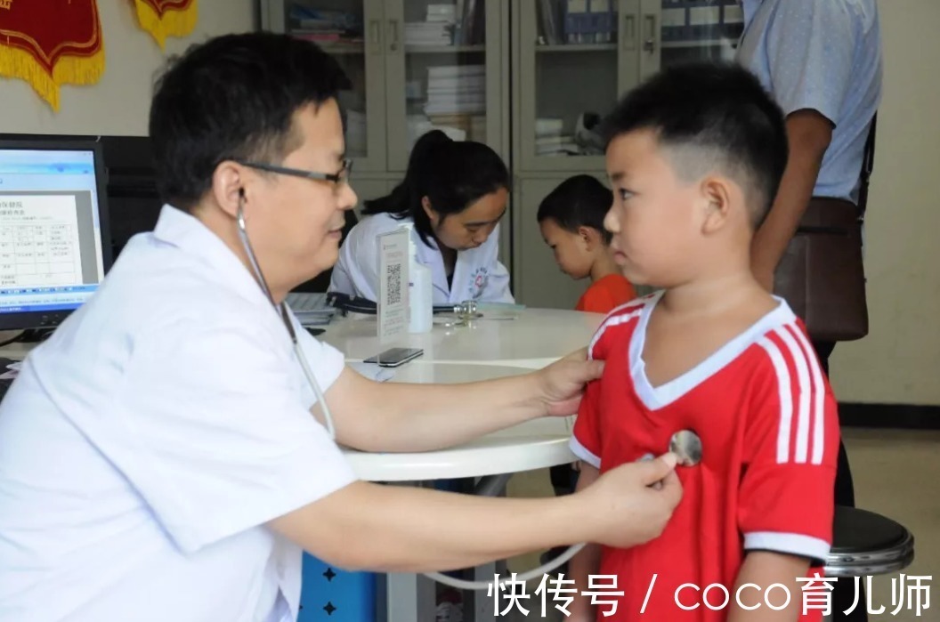 儿科医生|14岁男孩1年长18公分,儿科医生:妈妈厉害,1物是“身高加速剂”