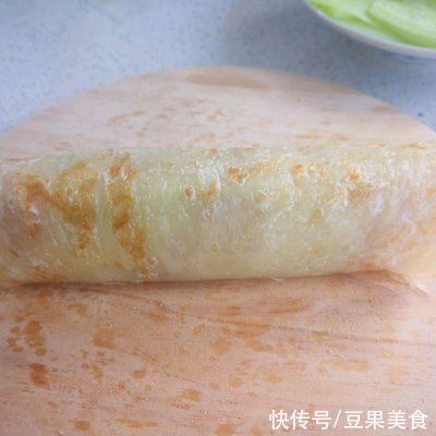 黄瓜|#不容错过的鲜美滋味#培根芝士手抓饼