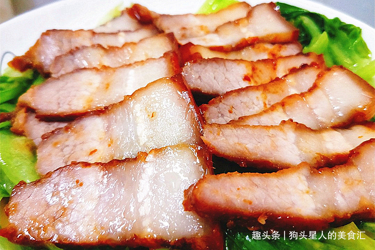 自从知道电饭煲可以做叉烧，我家隔天就做一锅，甘香肥美，太香了