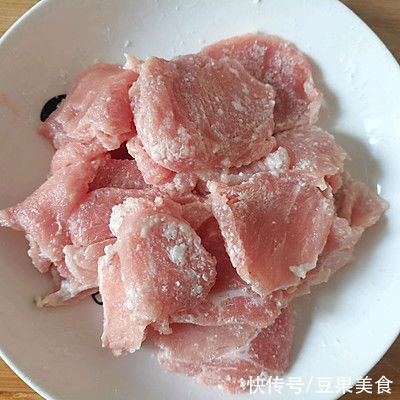 肉片|大厨教你这么做肉片汤，分分钟就可以学会