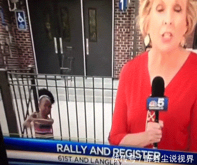 孩子|这是谁家的孩子?太会抢镜了!