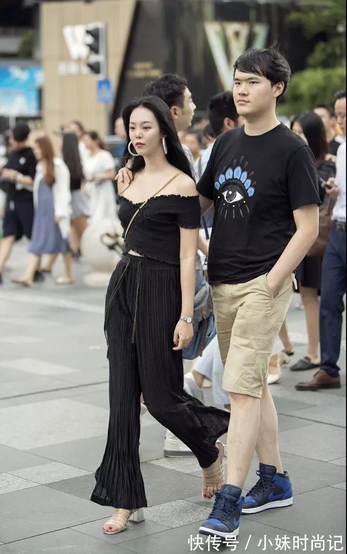 时尚 彰显时尚潮流的穿搭参考,让大方美丽的你成为一道会移动的风景线