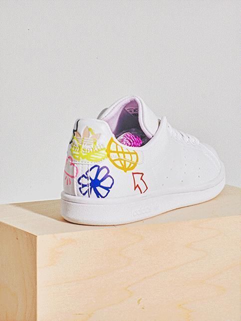 adidas 侃爷竟和奥巴马撞鞋了!都五十年了,明星们还在抢着穿这双鞋!