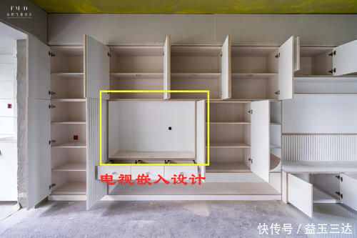 储物空间|奉劝小户型，电视墙能打柜别空着，5米3长多个餐厅卡座省10㎡