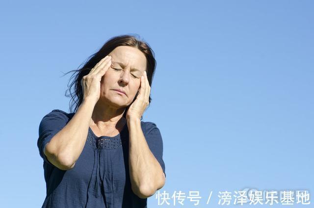 骨质疏松|女性一到更年期，为何全身都痛？医生：教你几招，轻松度过更年期