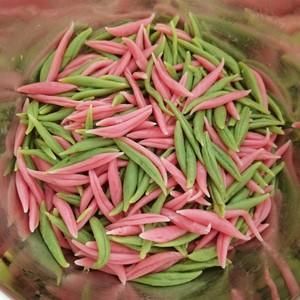 引发食欲的五彩缤纷小鱼面的做法，好看又好吃