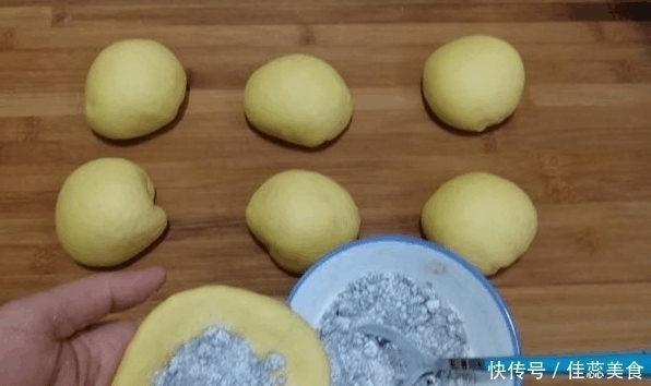 鸡蛋玉米面, 不用烤, 不用炸, 蓬松柔软, 比面包还好吃