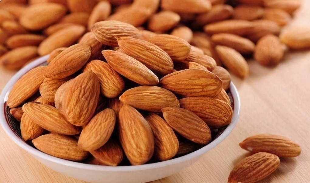 食物|40岁女性可以多吃三种食物,美容养颜、延缓衰老,好吃又不贵!