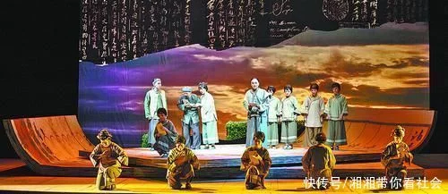 歌仔戏《侨批》“二改”打磨提升后亮相厦门插图 歌仔戏《侨批》“二改”打磨提升后亮相厦门插图