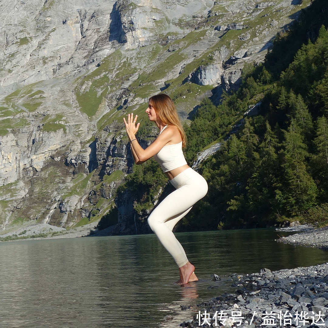 臀部|瑜伽减肥的七个简单体式,已刷屏朋友圈,坚持一个月你也可以瘦