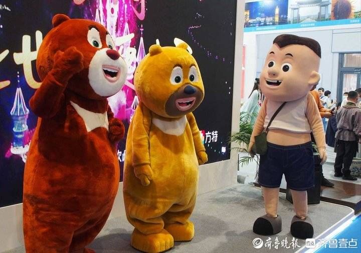 熊大熊二|第二屆文博會孩子們的最愛，來自方特的熊大熊二在賣萌