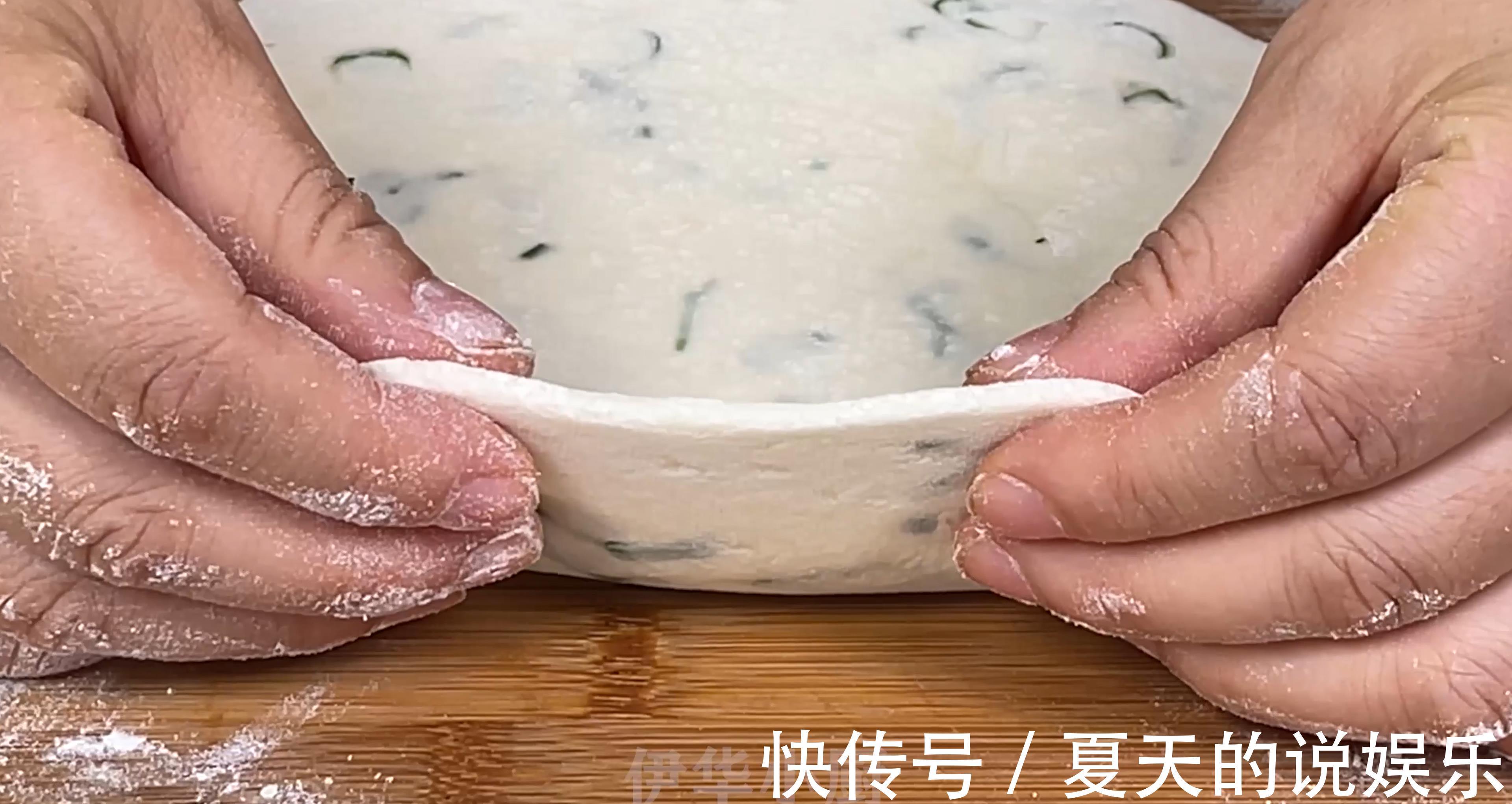 烙饼|早餐店的葱油饼为什么好吃？原来做法简单，学会就可以摆摊了