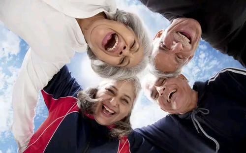 要想健康长寿，人到中年后，坚持做到三个不，多做三事，有利长寿