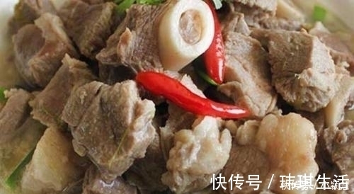 吃羊肉最忌讳的香料,很多人都喜欢往里加,羊肉都白炖了