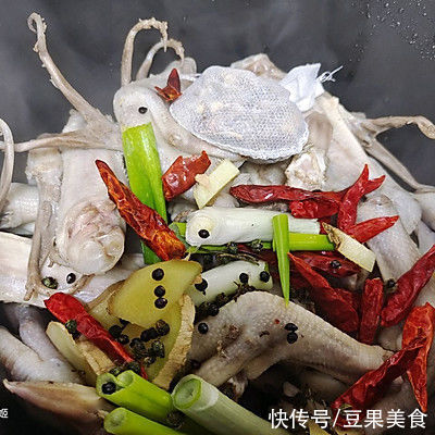 自制绝味这样做更好吃，不妨一试