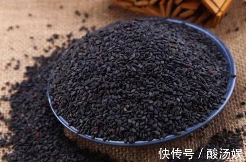 增强记忆|黑芝麻配一食材，半个月后，睡眠好了，头发变黑了，肾也年轻了