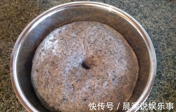 朋友们|天热多吃黑芝麻，教你2个新吃法，花钱买不到，好吃上瘾！