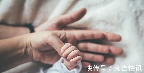 睡眠时间|自主入睡的孩子和哄睡的孩子,差别很大,不仅仅是智商