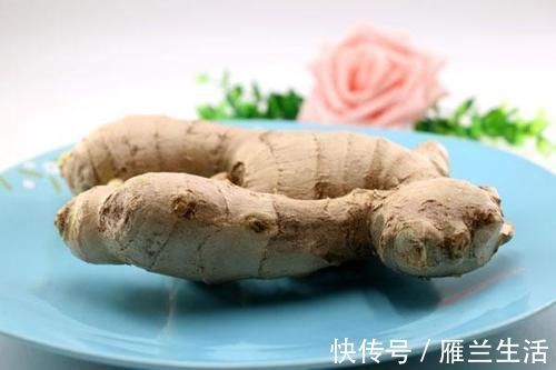 粪便|如何解决便秘问题?教你几招,招招好用!生姜贴肚脐,老年人必学