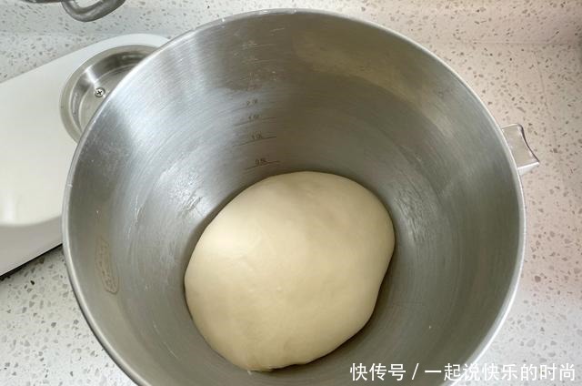 女儿|早餐女儿最爱的一款吐司,1周可以吃3次,柔软拉丝放三天也不硬