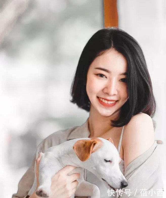 减龄|入秋打扮选对发型比长相重要,这3款卷发正流行,减龄还显脸小