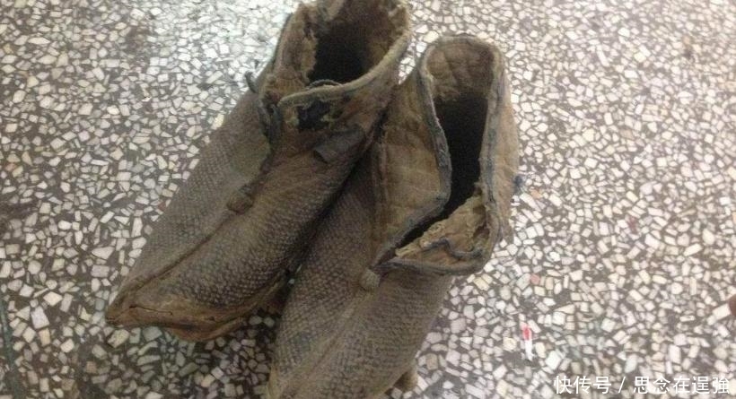 翘起来|古人穿的鞋子,为何前头总是翘起来?老祖宗真是聪明